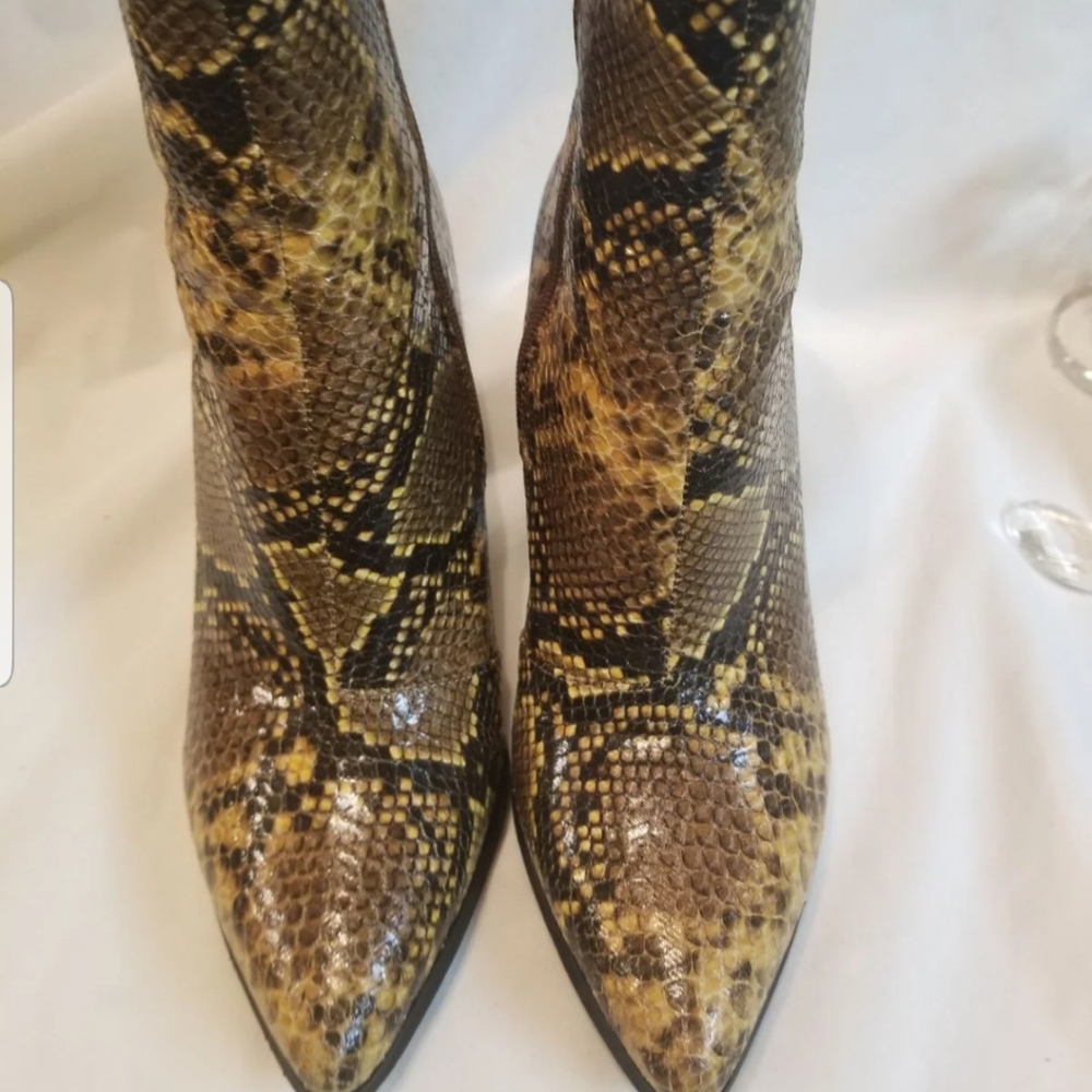 Python Print Booties 7.5 - image 8